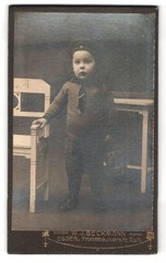 Photography Beckmann, Essen/Ruhr, Frohnhauserstrasse 7 and 11, portrait fashionable