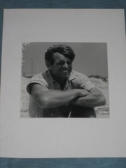 PHILIPPE HALSMAN SIGNED ART PHOTOGRAPH OF ROBERT KENNEDY LIMITED EDITION 4/500
