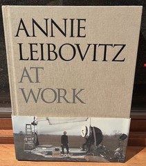 Annie Leibowitz At Work 2008 SIGNED Ships Free in US!