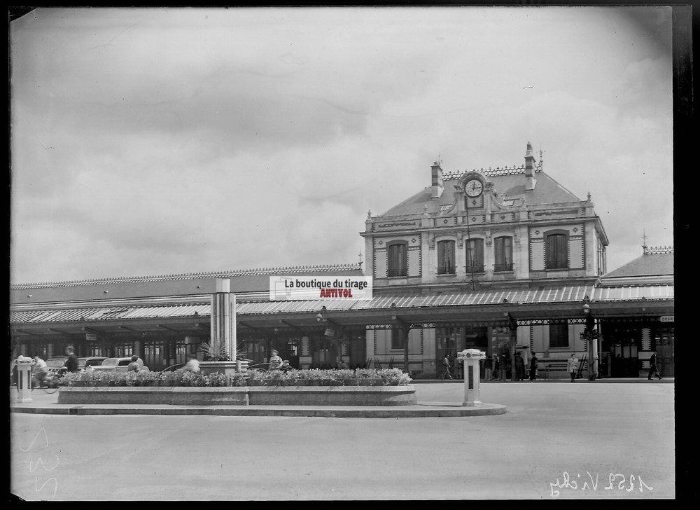 Plate Glass Photo Antique Negative Black and White 5 1/8×7 1/8in Vichy Railway