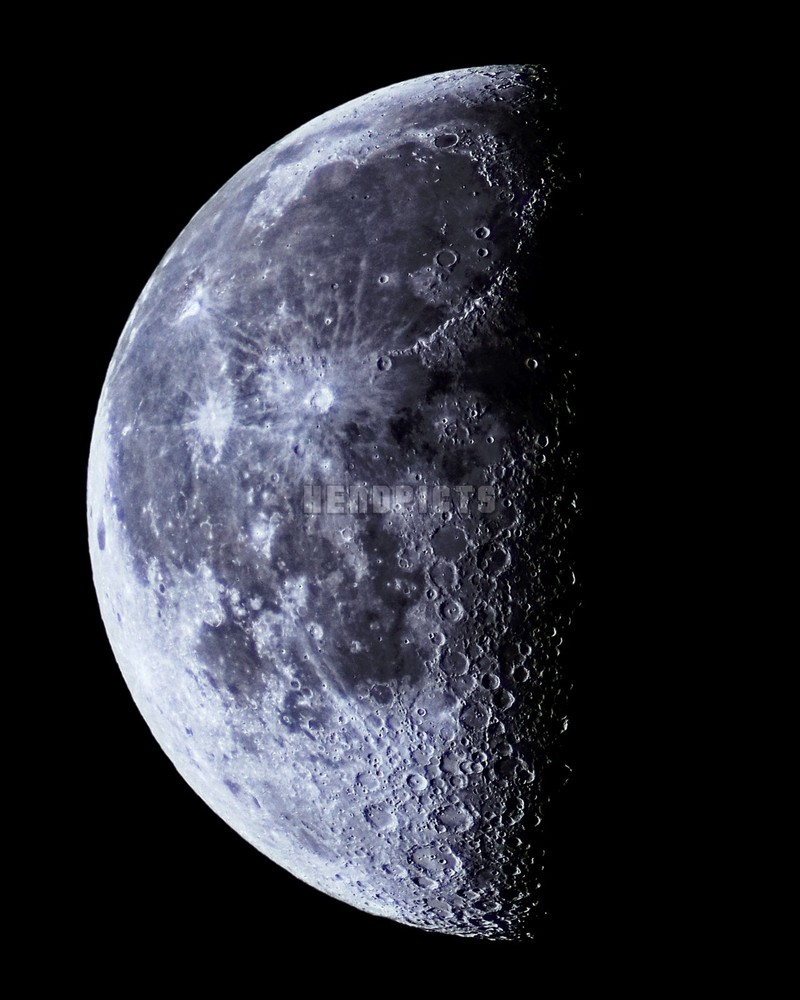 Home and Office Wall Decor, 8X10 inch Last Quarter Moon Phase Photo Print M9855
