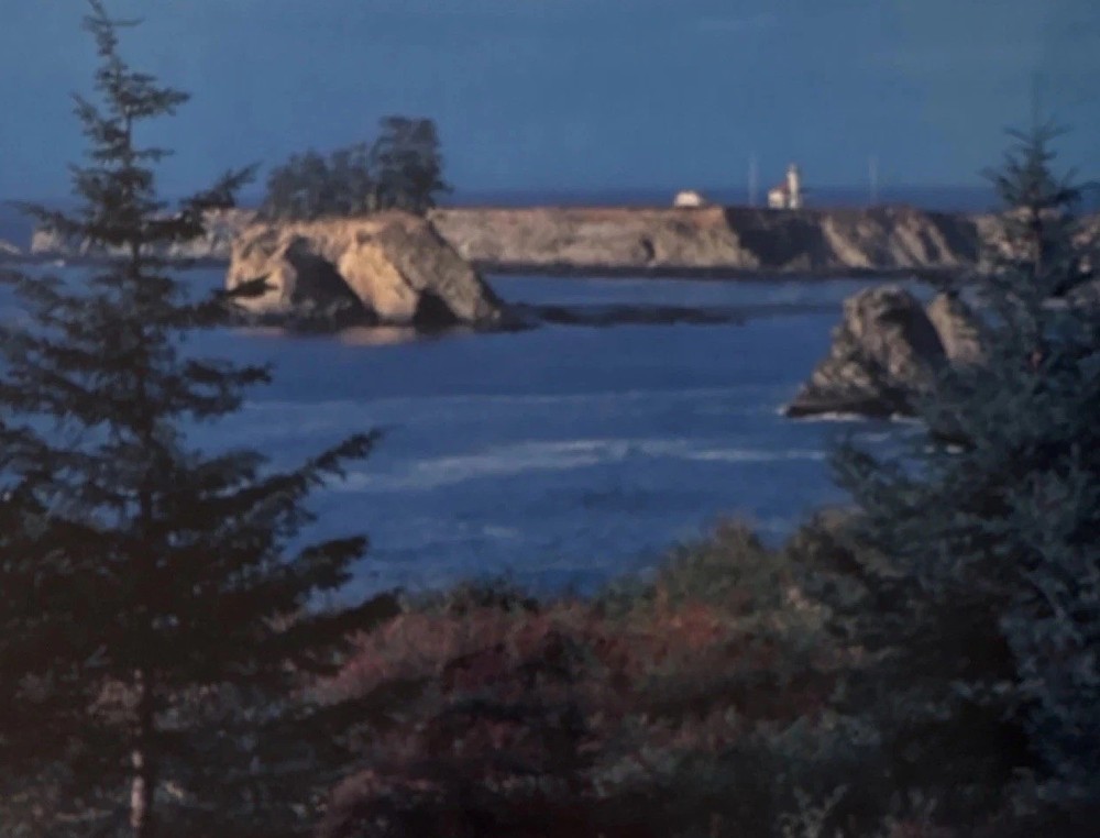 Intercraft Framed Color Photograph Glossy Lighthouse Coastline Nautical Decor