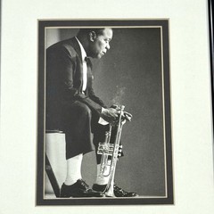 Vintage Louis Armstrong Jazz Trumpet Framed B&W Photo Print 8×10 Gloaguen 1990s
