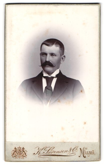 Photograph K. Sørensen & Co, Malmö, Östra Förstadsgatan 57, portrait of a man