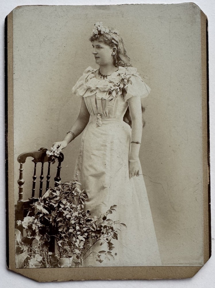 orig. KAB Cabinet Photo Photograph Old Picture Fashion Circa 1890 Girl Woman Pretty