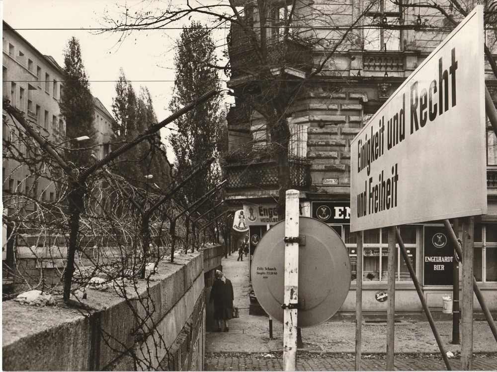 Photo Print Analog Landesbidstelle 1970 Illustration Of Berlin 18X24CM