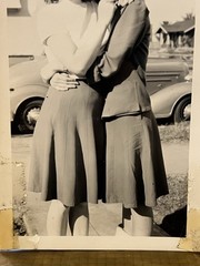 WW2 / 1940s Pretty Young Affectionate Women Photo – Gay / Lesbian Interest – #1