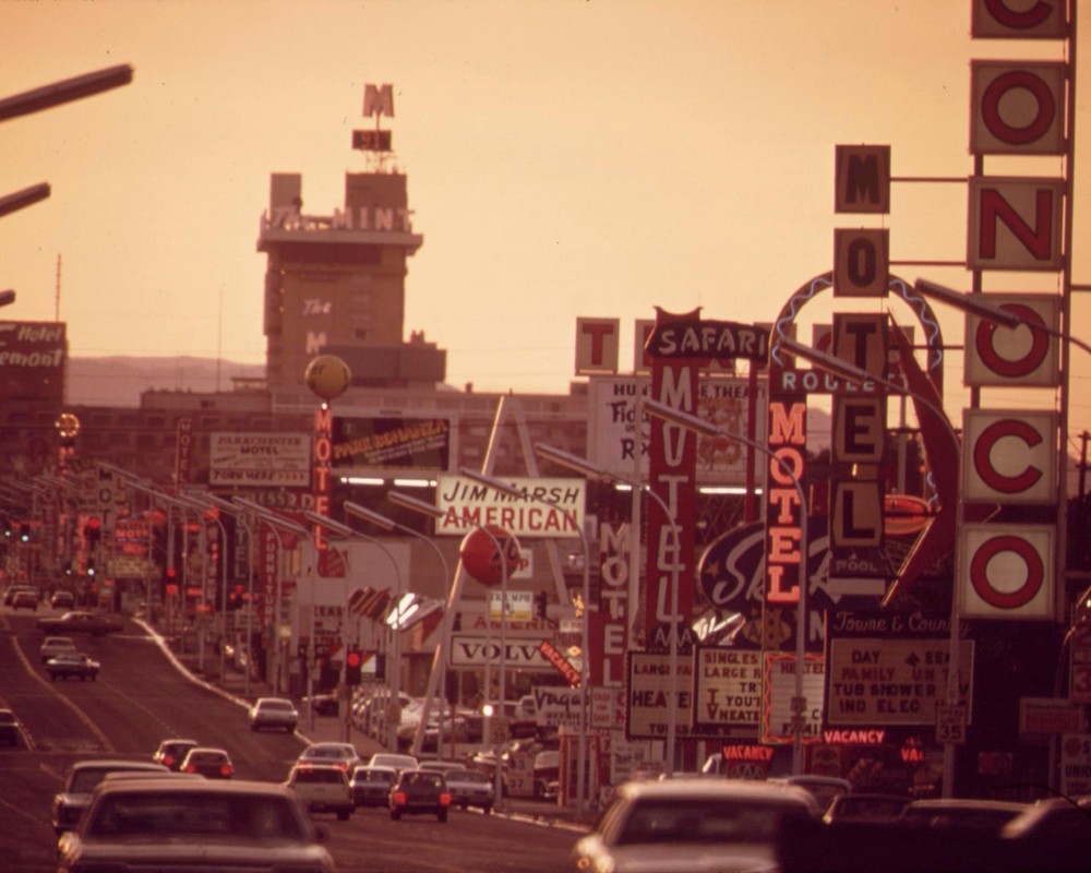 Las Vegas Street Scene, May 1972 8″x10″ Photograph Print 8×10