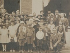 Vtg 20s Photograph Compton CA Christian Church Group Front C.E. ROZELL Jewelry
