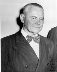 Norman Schwarzkopf Photograph – Vintage Photo from 1952