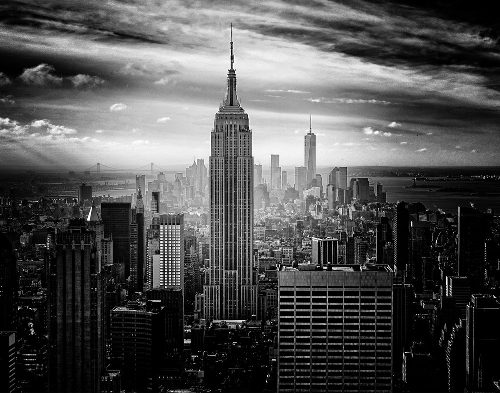 Empire State Building and downtown New York City 11″x14″ Photograph Print 11×14