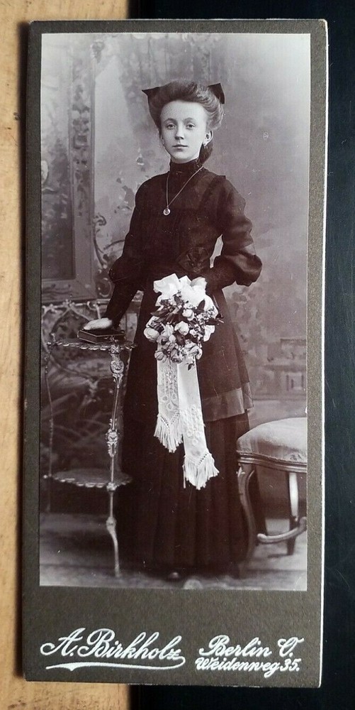 standing girl with flowers – confirmation? Backdrop / CDV A. Birkholz Berlin