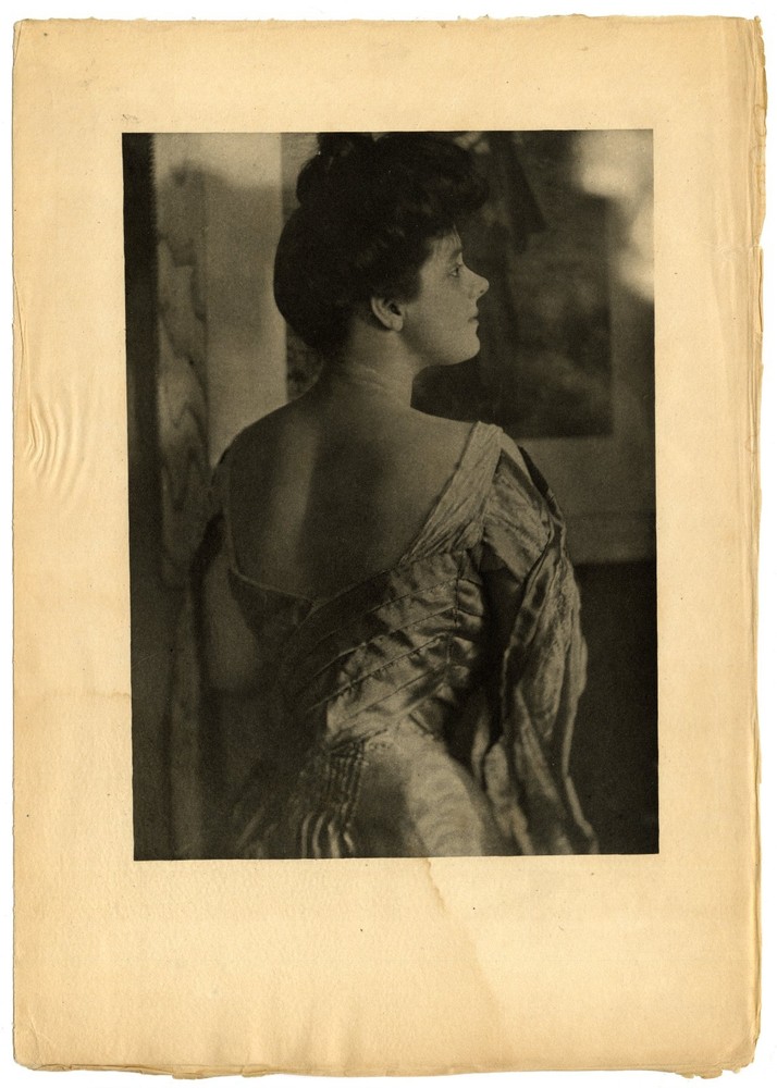 Gertrude Käsebier “Portrait – Mrs. Philip Lydig” 1905 Camera Work X Photogravure