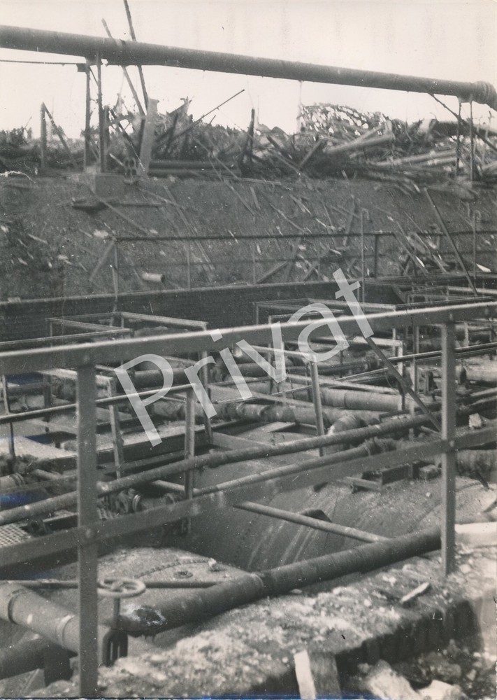 Photo Gasometer Explosion Ironworks Ruins Neunkirchen Saarland 1933 M1.00