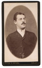 Photograph G. Hötzel, Aalen, portrait of a man with moustache and glasses