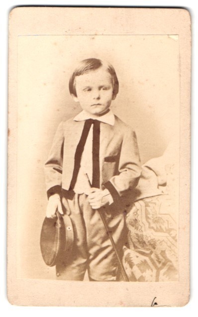 Photograph portrait of Prince Friedrich Leopold of Prussia as a young boy