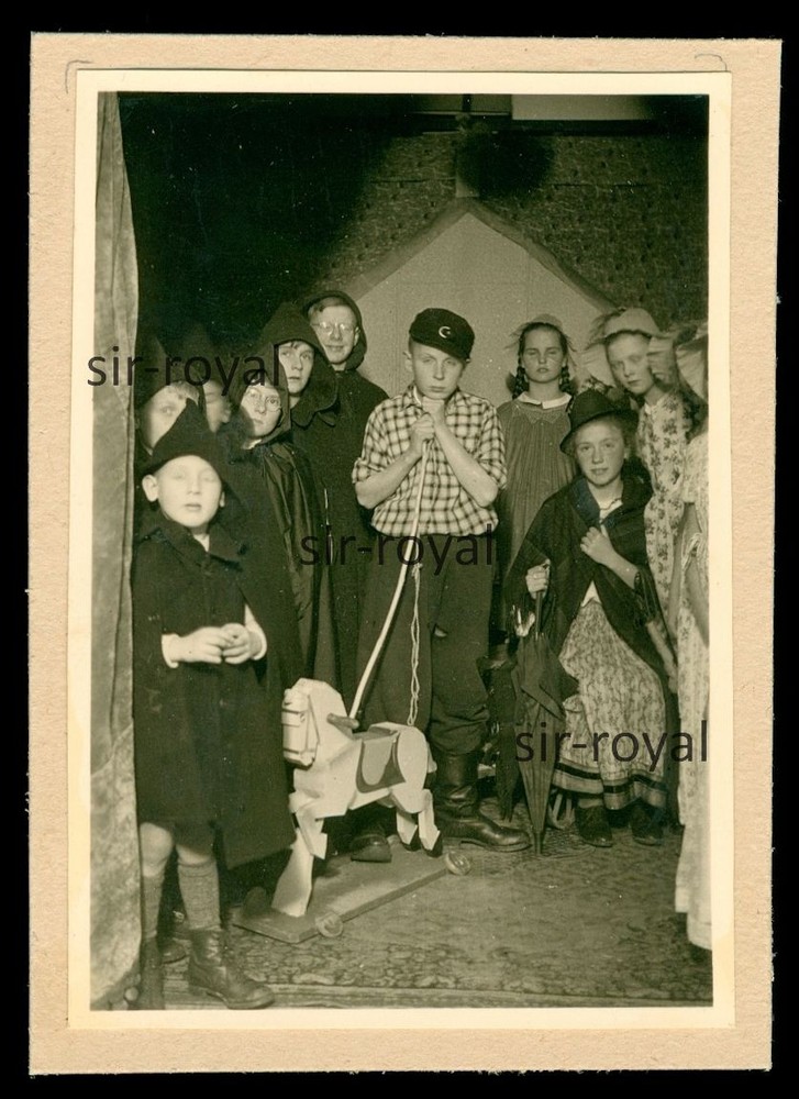 Children in Theatre Costumes with Toy Horse – 1930s – Photo 7x9cm