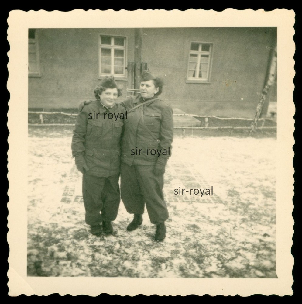 Two Matrons in Uniform – Photo 6x6cm