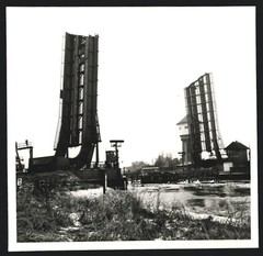 5 photographs view Oldenburg I. old, topping-out ceremony freight station 1951, Huntebrück