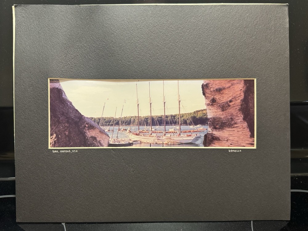 1998 RARE! Original Signed & Dated “DEMELLO” Color Photo. Bar Harbor Maine USA