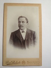 Sudenburg-Magdeburg-man with beard in suit-portrait/CDV