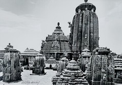 New York Photojournalist Eliot Elisofon Signed Photo. Lingaraj Temple India 1955