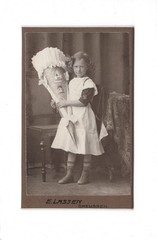CDV photo cute little girl with large school bag-Greußen around 1910