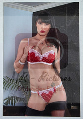 No. p1 – 6 erotic photos by Eva Karera – glossy quality in 10x15cm