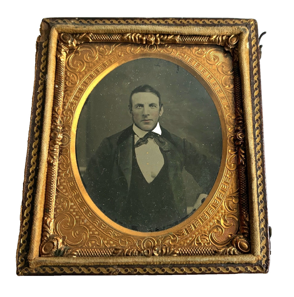 Ambrotype 1/6 plate Um 1860, portrait of a boy of man, photo