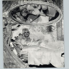 1972 Philippe Halsman Mae West Sex Symbol 20th Century Art Photo Gravure