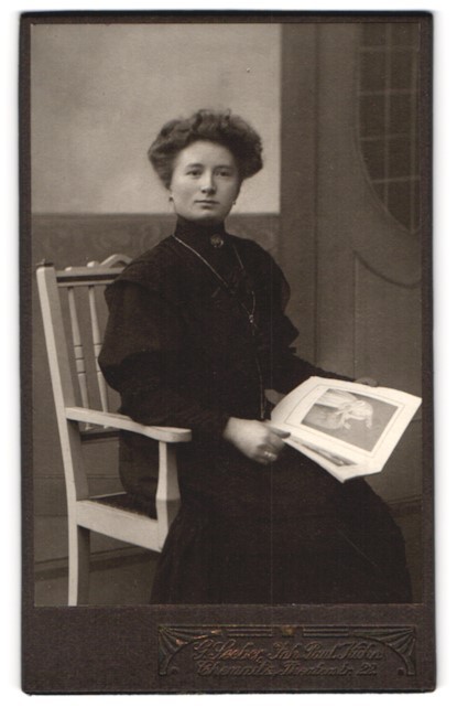 Photography Guido Seeber, Chemnitz, Theaterstr. 22, Portrait Young Lady in Dress