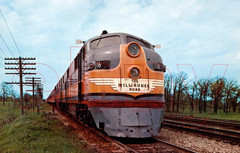 Photo Art Print of a front view of the Afternoon Twin Cities Hiawatha in 1956