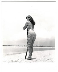 1954 BETTIE PAGE Original Female Nude BUNNY YEAGER Miami FL Key Biscayne Photo