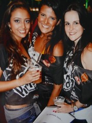 “GIRLFRIENDS”: PHOTO, PHOTOGRAPHY, “ASIA”, LADIES, PRETTY, YOUNG, ATTRACTIVE, CLUB!