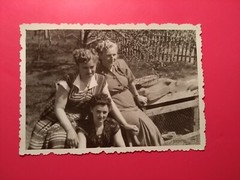 Altes Foto antik hübsche Frauen im Garten nice Woman in garden Mode old Photo xx