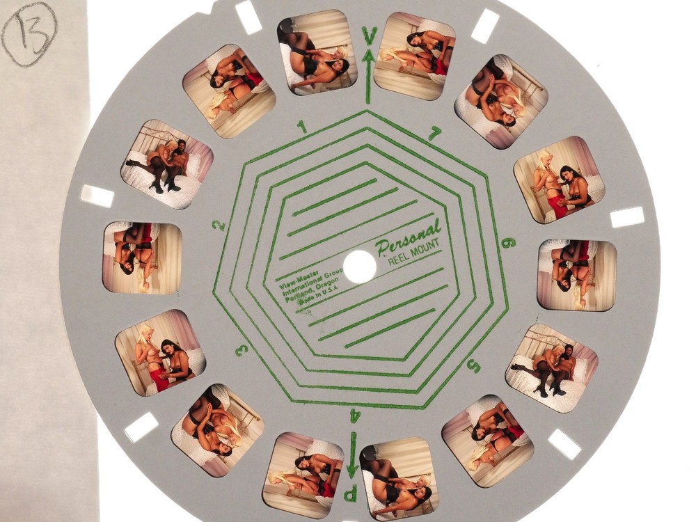 View-Master nude glamour pinup two models lesbian love personal reel #13