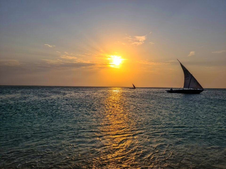 Photo Digital Art Product Wallpaper Background Image sunset on the sea sailboat