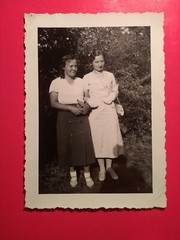 Old photo vintage pretty women fashion fashion skirt dress nice women old photo