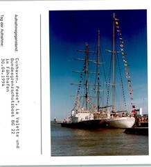 10188432 – 2190 Cuxhaven Old Sailors Peace La Valetta and Federal Border Guard Boat