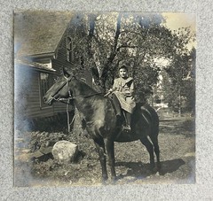 Western Americana / Vernacular Photo Album Minnesota to Canada ca. 1890s VG+
