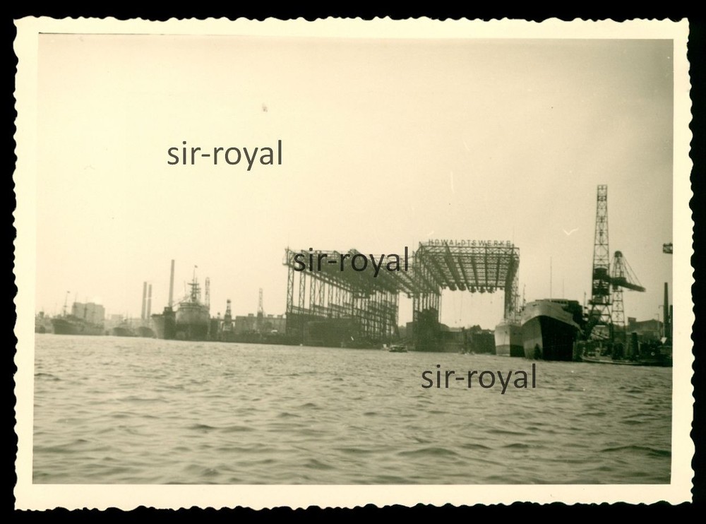 Hamburg 1950s – Howaldswerke in Harbour – Photo 10x7cm