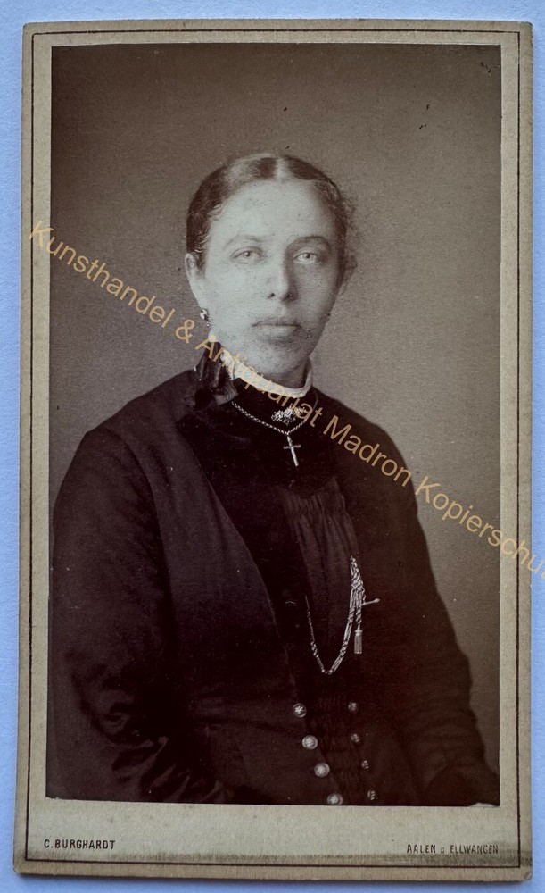 orig. CDV photo photograph old picture woman lady fashion around 1885 eels jewelry