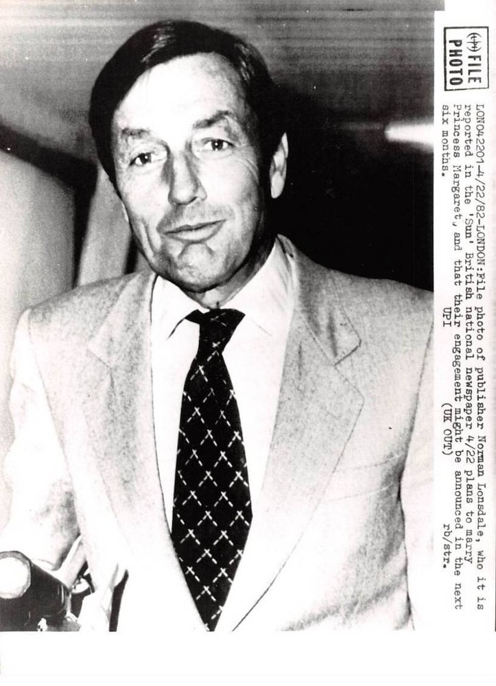 Press Photo ALE10723 Approximately 23X18 Cm 1982 London Norman Lonsdale Wedding