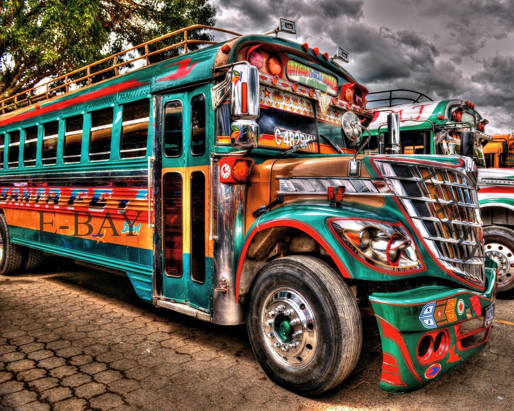 16X20 PHOTO CHICKEN BUS ANTIGUA GUATEMALA, Guatemalan