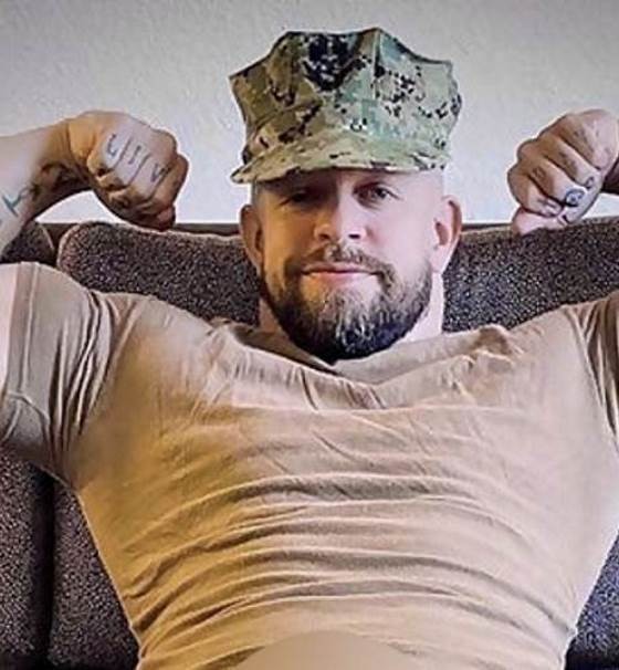 Truckers #89 Men ~ Males ~ Mature ~ Gay Int.