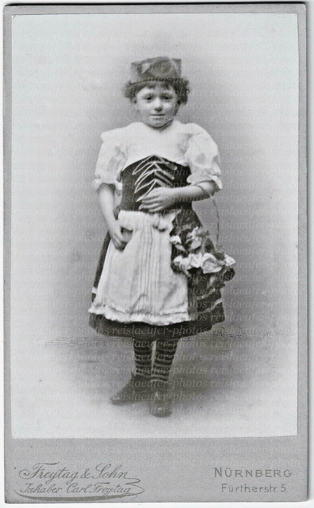Flower Girl from Nuremberg, Original CD Photo around 1890