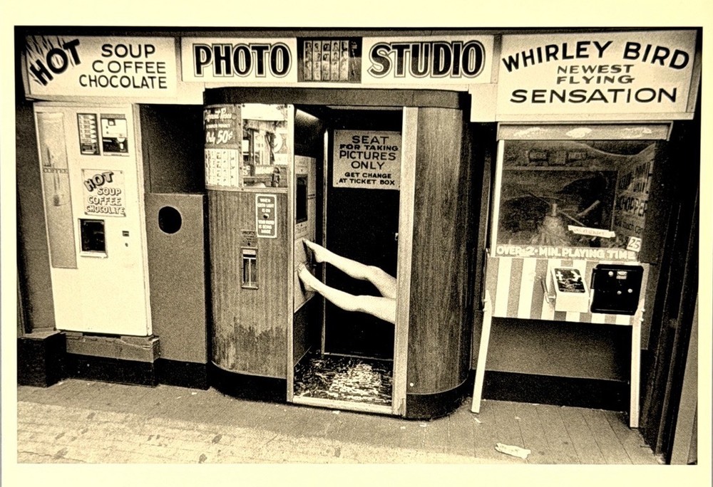 Coney Island, 1980 Fotofolio Art Print Card Photo By Harvey Stein 4.25”x6”