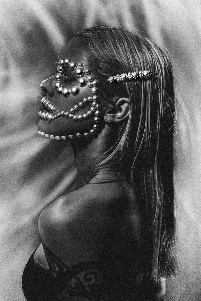 Art Model Sawyer 8×12″ Archival Lustre Black and White Print B+W