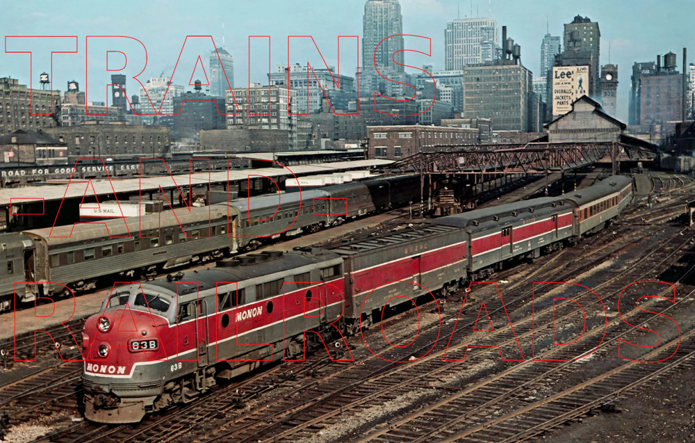 Photo Art Print of the Monon’s Hoosier leaving Dearborn Station in Chicago 1960
