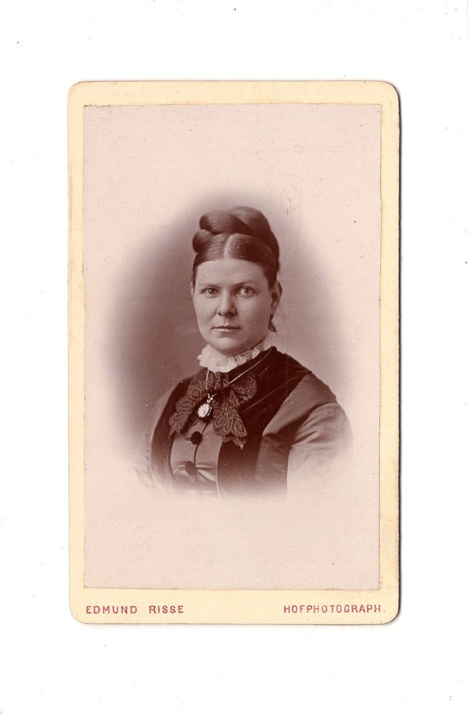 CDV photo lady portrait/woman-Norderney/Bad Ems +++ 1880s